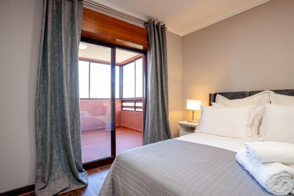 Apartment Luxe Sunset Lisbon Caparica *