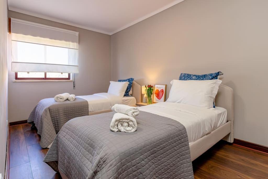 Apartment Luxe Sunset Lisbon Caparica